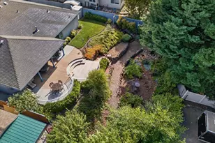 3460 Blue Blossom Dr, Medford, OR 97504 - Photo 45