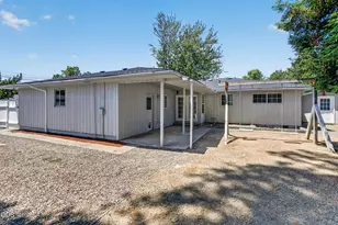 1521 Johnson St, Medford, OR 97504 - Photo 33