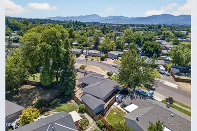 1521 Johnson Street, Medford, OR 97504 - Photo 39