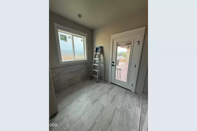 3366 Viewpoint Drive, Medford, OR 97504 - Photo 7
