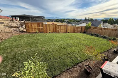 3366 Viewpoint Drive, Medford, OR 97504 - Photo 9