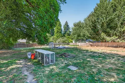 295 W Evans Creek Road, Rogue River, OR 97537 - Photo 41