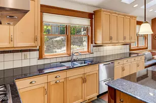 129 Almond St, Ashland, OR 97520 - Photo 19