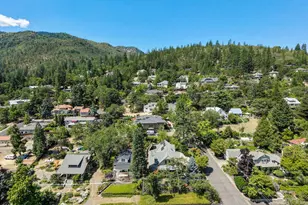129 Almond St, Ashland, OR 97520 - Photo 73
