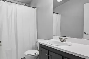 633 E Archwood, Eagle Point, OR 97524 - Photo 23