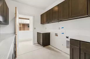 23020 Brushline Ct, Bend, OR 97701 - Photo 15