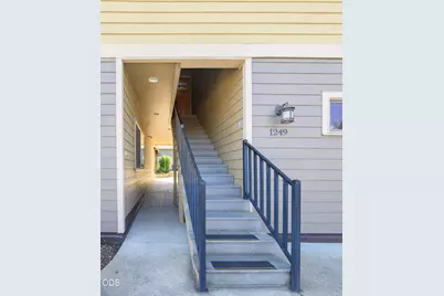 1249 Iowa, Ashland, OR 97520 - Photo 3