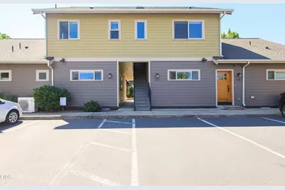 1249 Iowa, Ashland, OR 97520 - Photo 1