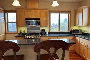 1249 Iowa, Ashland, OR 97520 - Photo 5