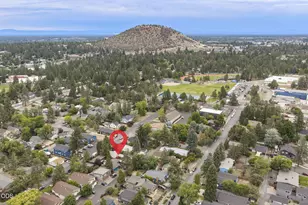 455 NE Dekalb Ave, Bend, OR 97701 - Photo 1