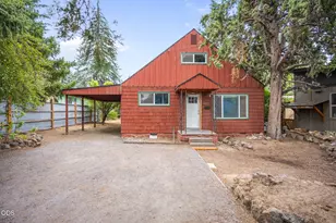 455 NE Dekalb Ave, Bend, OR 97701 - Photo 3