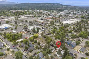 455 NE Dekalb Ave, Bend, OR 97701 - Photo 15