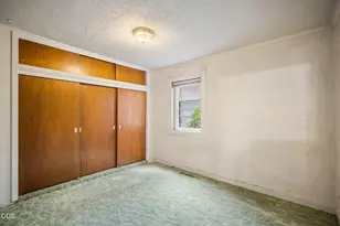 455 NE Dekalb Ave, Bend, OR 97701 - Photo 11
