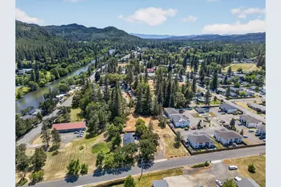 125 Hudspeth Lane, Shady Cove, OR 97539 - Photo 33