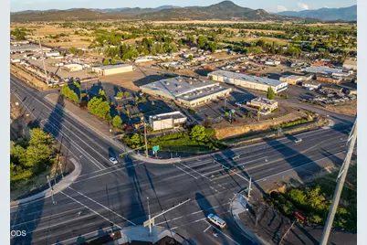 7338 Crater Lake, White City, OR 97503 - Photo 59