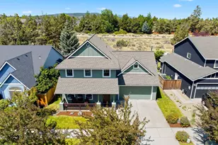 1998 NE Cradle Mountain Way, Bend, OR 97701 - Photo 35