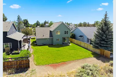 1998 NE Cradle Mountain Way, Bend, OR 97701 - Photo 39