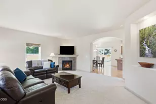 1998 NE Cradle Mountain Way, Bend, OR 97701 - Photo 5