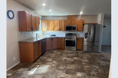 3600 Avenue G #SPC 108, White City, OR 97503 - Photo 5