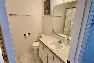 1131 Merryman Dr, Klamath Falls, OR 97603 - Photo 3