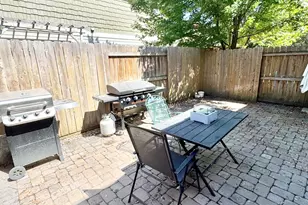 2363 Dahlia Way, Medford, OR 97501 - Photo 11