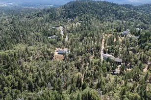 235 Needlewood Dr, Grants Pass, OR 97526 - Photo 51