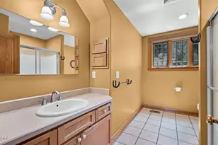 70090 McKenzie Canyon Rd, Sisters, OR 97759 - Photo 17