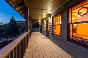 70090 McKenzie Canyon Rd, Sisters, OR 97759 - Photo 5
