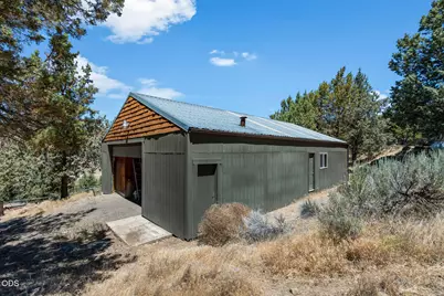 70090 McKenzie Canyon Road, Sisters, OR 97759 - Photo 27
