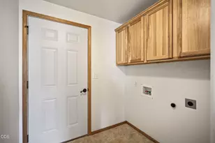 1924 NW Joshua Tree Ct, Redmond, OR 97756 - Photo 25