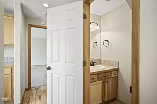 1924 NW Joshua Tree Ct, Redmond, OR 97756 - Photo 11