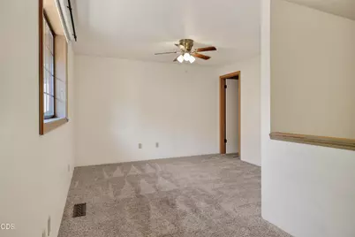 654 Golden Lane, Medford, OR 97504 - Photo 17