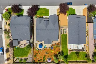 4466 SW Umatilla Ave, Redmond, OR 97756 - Photo 3