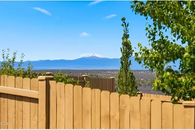 4466 SW Umatilla Avenue, Redmond, OR 97756 - Photo 47
