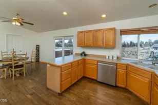 20725 Lyra Dr, Bend, OR 97703 - Photo 5