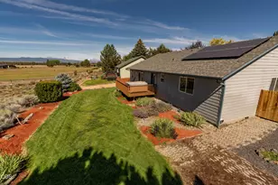 20725 Lyra Dr, Bend, OR 97703 - Photo 25