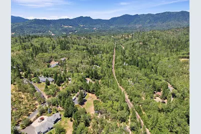767 Jess Way, Grants Pass, OR 97526 - Photo 55