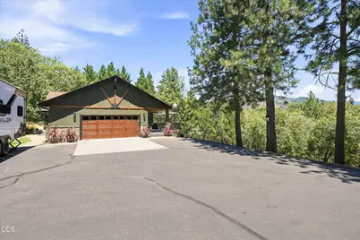767 Jess Way, Grants Pass, OR 97526 - Photo 3