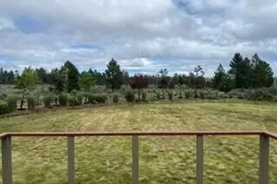 69700 Old Wagon Rd, Sisters, OR 97759 - Photo 23