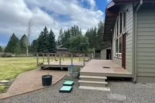 69700 Old Wagon Rd, Sisters, OR 97759 - Photo 17