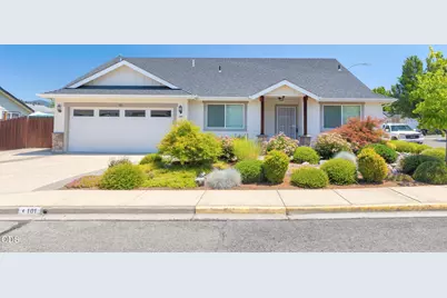 101 SE Yorktown Drive, Grants Pass, OR 97527 - Photo 3