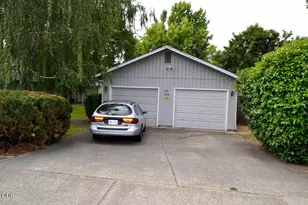 1632 Leonard Rd, Grants Pass, OR 97527 - Photo 19