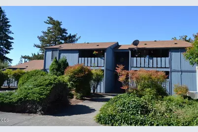 401 NW B Street #A,B,C,D,E, Grants Pass, OR 97526 - Photo 15
