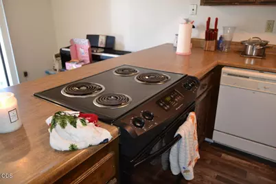 401 NW B Street #A,B,C,D,E, Grants Pass, OR 97526 - Photo 9