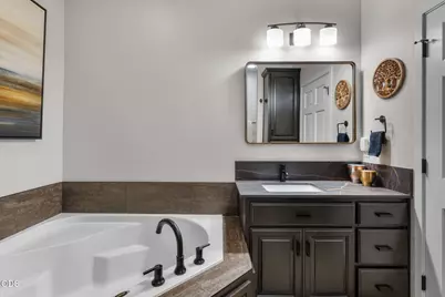 61899 Broken Top Drive, Bend, OR 97702 - Photo 41