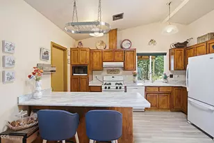 243 Castle Creek Rd, Grants Pass, OR 97526 - Photo 11