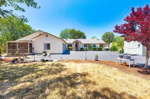 243 Castle Creek Rd, Grants Pass, OR 97526 - Photo 3