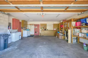 1429 NE Meier Dr, Grants Pass, OR 97526 - Photo 3