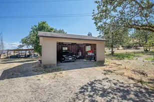 222 Crescent Dr, Eagle Point, OR 97524 - Photo 21