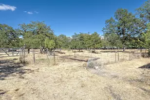 222 Crescent Dr, Eagle Point, OR 97524 - Photo 29